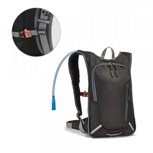 MOUNTI. 420D sportrugzak met watertank 2 L