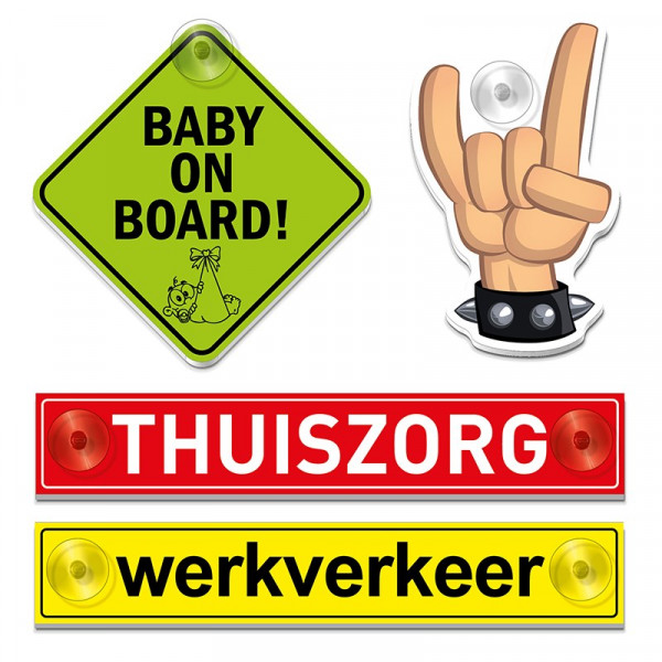 Bordje met zuignappen van 2 mm polystyreen in eigen vorm van ca 150 x 150 mm