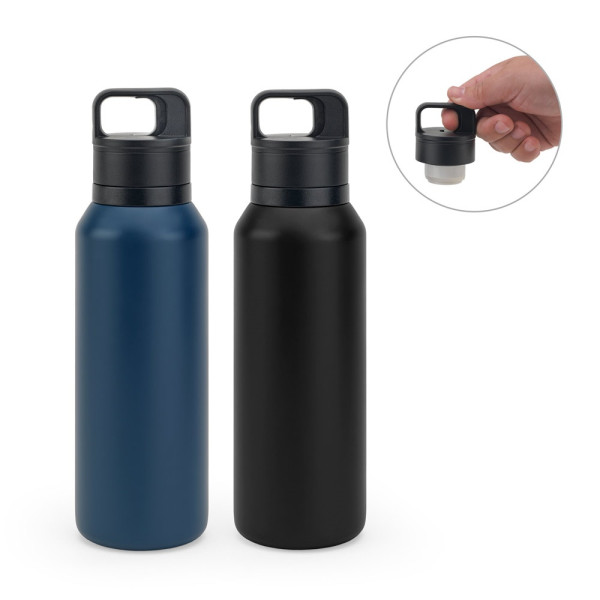 NICKLAUS. Roestvrijstalen fles (91% gerecycled) met vacuüm geïsoleerde dubbele wand 590 mL
