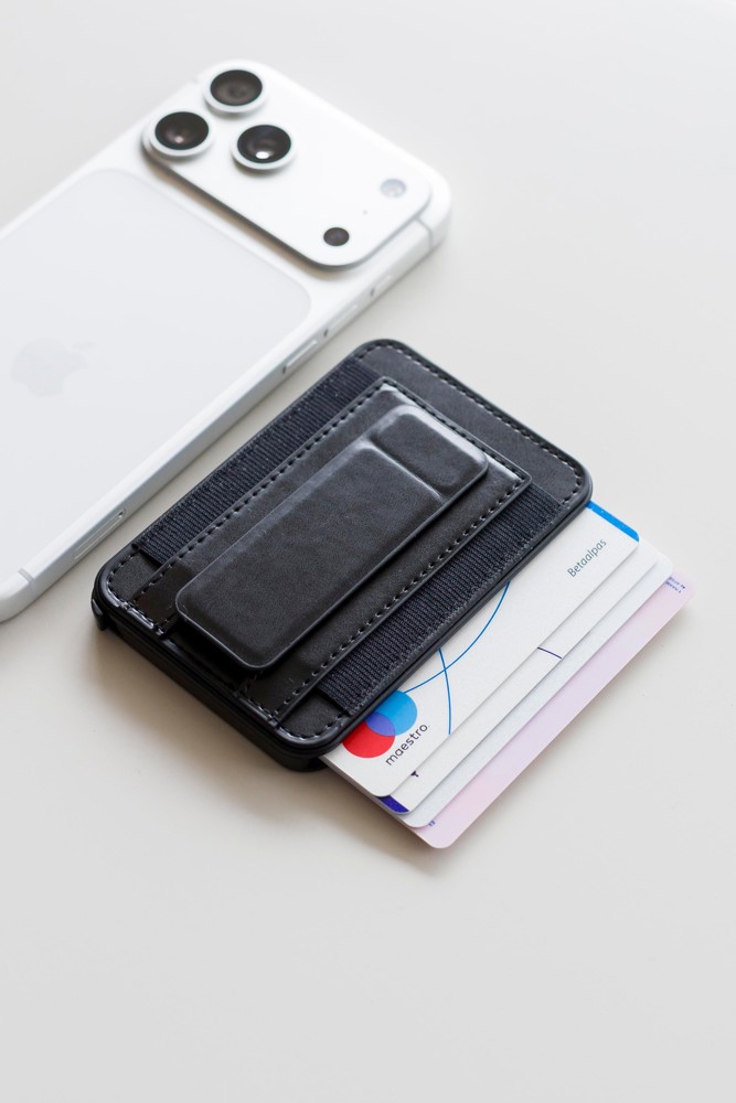 BrandCharger pasjeshouder Wally Stand Pro | Gerecycled