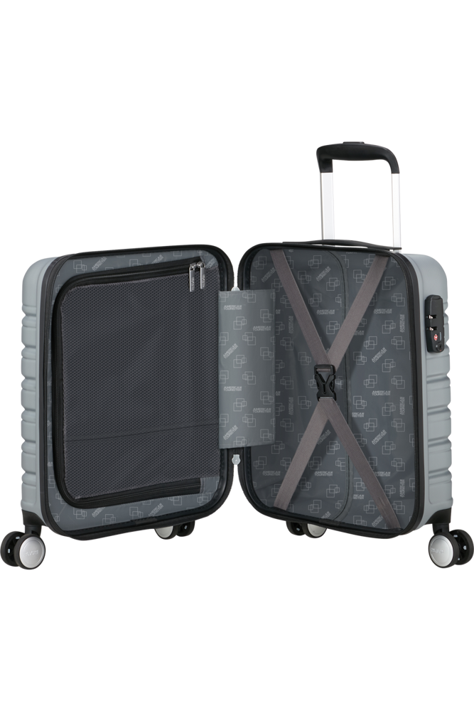 American Tourister Flashline Spinner Underseater