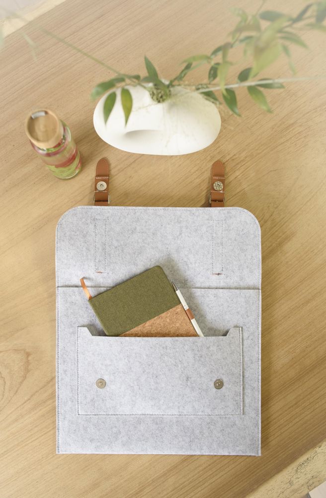 Documententas Amelia | Gerecycled | Vilt