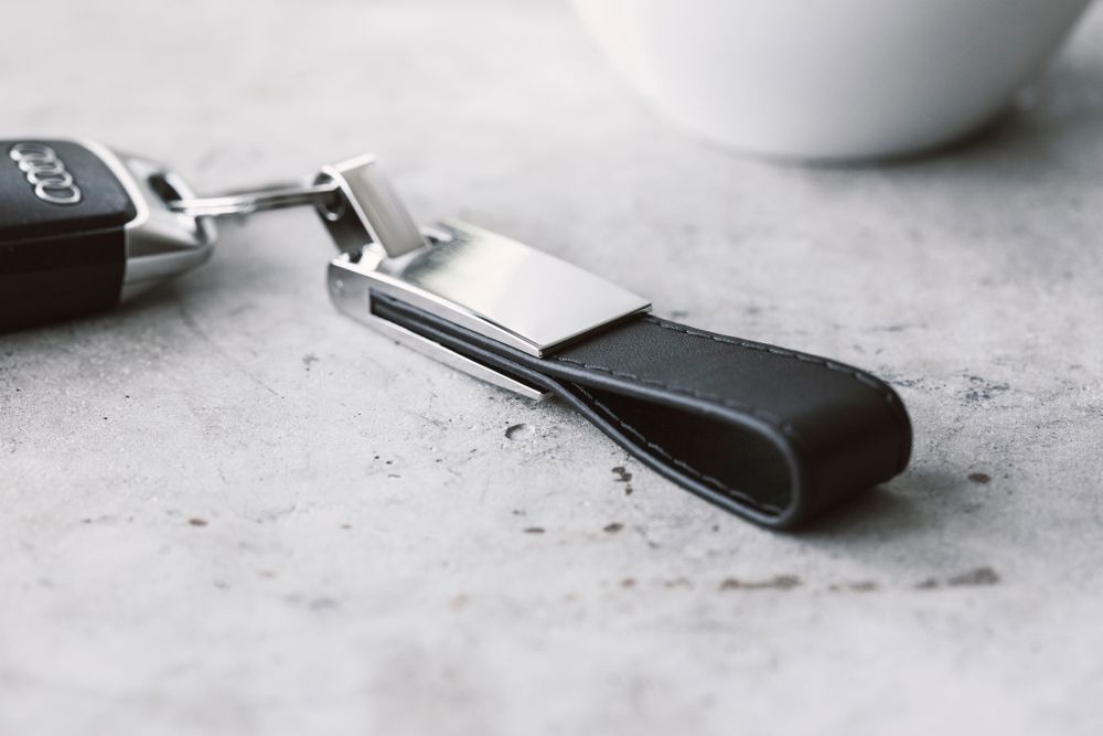Sleutelhanger Keon | Staal en synthetisch leer