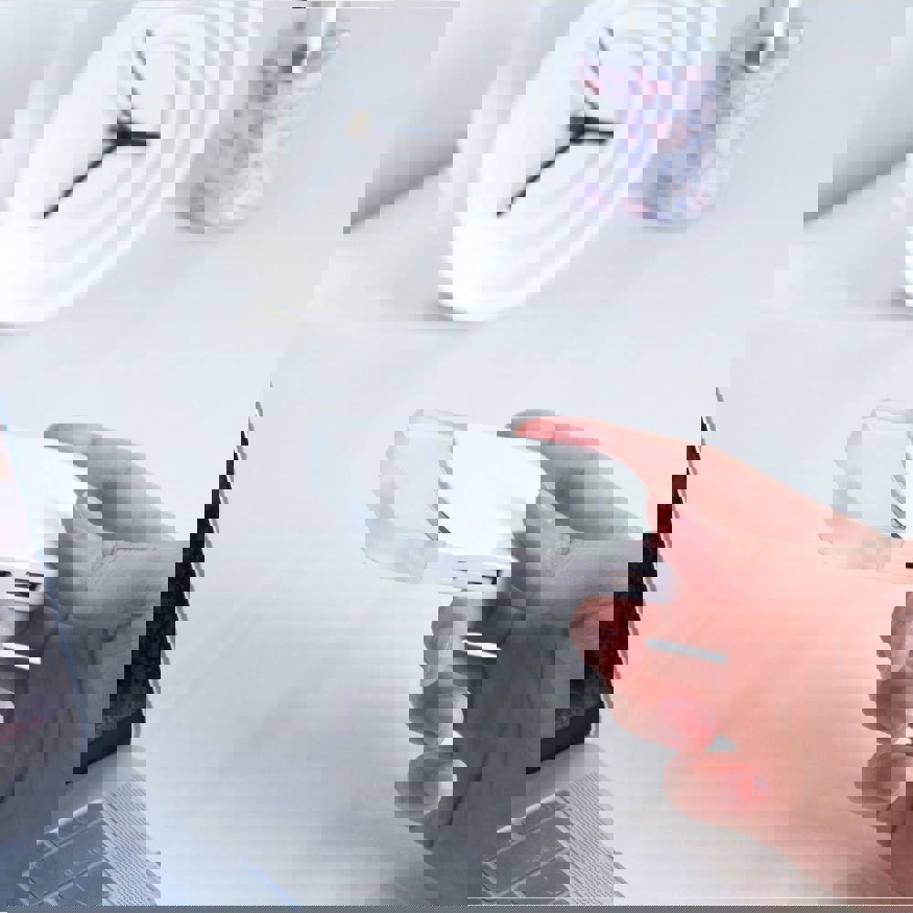 2598 | Xoopar iLo Mini Hub– 4 in 1 Adapter – USB 2.0 Data Transfer - Splitter