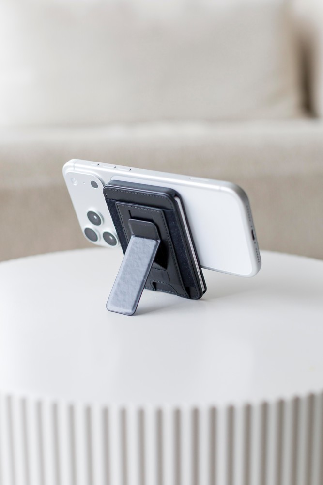 BrandCharger pasjeshouder Wally Stand Pro | Gerecycled