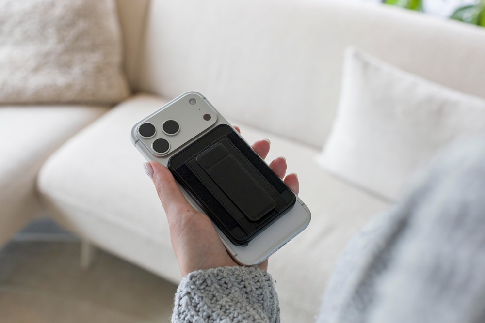 BrandCharger pasjeshouder Wally Stand Pro | Gerecycled